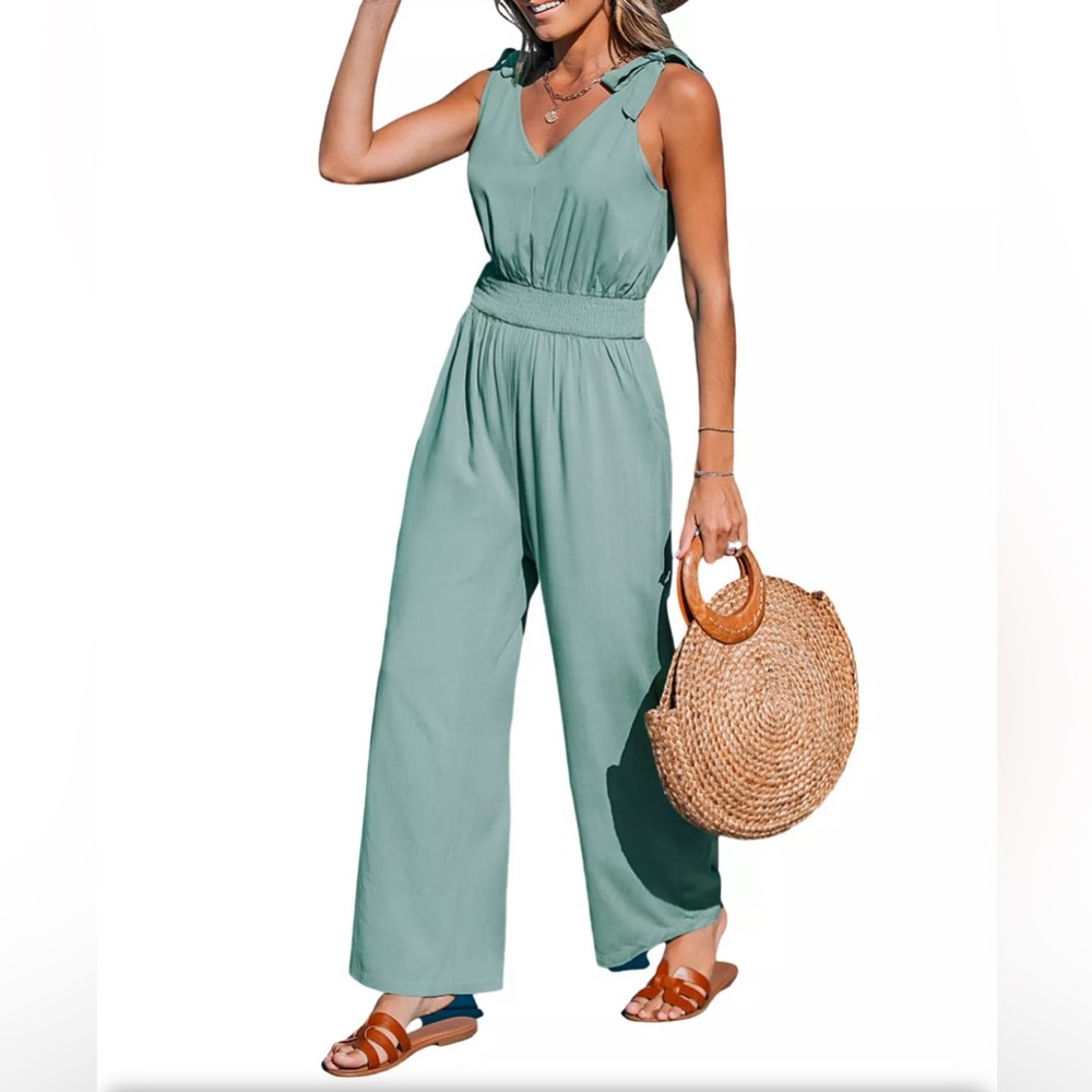 3/$20 CUPSHE Women's Soft Green Tie Shoulder Jumpsuit